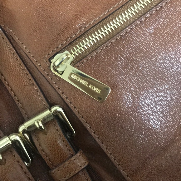 Michael Kors Handbag - Picture 2 of 5